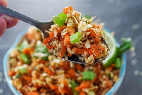 skinny-coleslaw-recipe-weight-watchers-coleslaw-food image