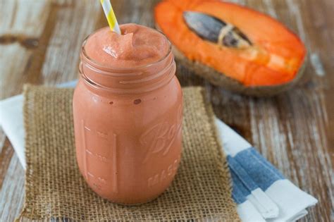 mamey-sapote-smoothie-my-dominican-kitchen image