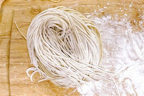 homemade-ramen-noodles-how-to-make-them-taste image