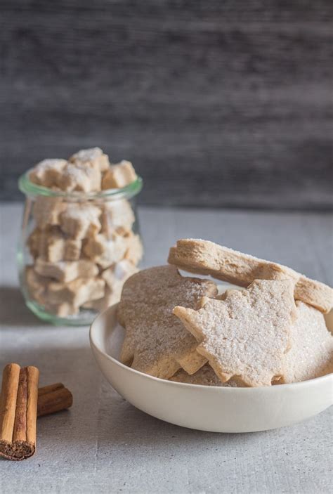 crunchy-cinnamon-sugar-cookies-recipe-an-italian-in image