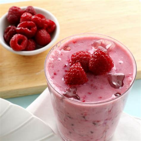cherry-raspberry-smoothie-lianas-kitchen image