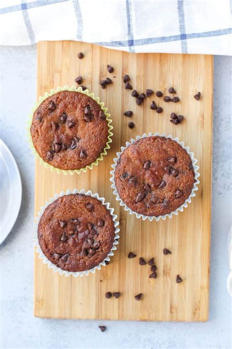 almond-flour-applesauce-muffins-i-heart image