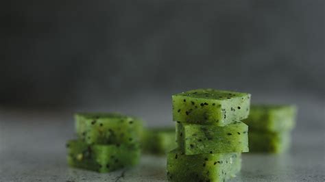 zesty-lime-kiwi-gummies-food-matters image