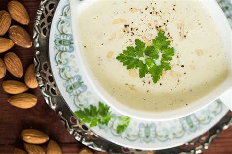 almond-soup-recipe-how-to-make-almond-soup image