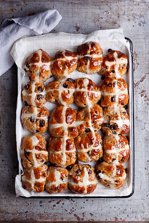 chocolate-chunk-hot-cross-buns-simply-delicious image