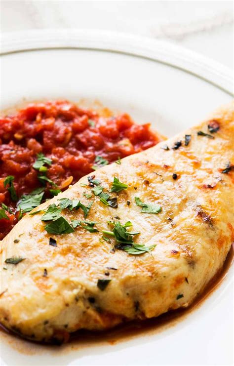 grilled-chicken-tarragon-with-tomato-sauce image