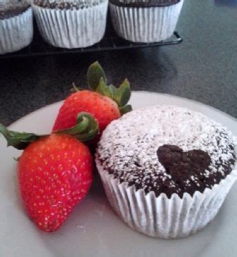 90-calorie-chocolate-cupcakes-recipe-sparkrecipes image