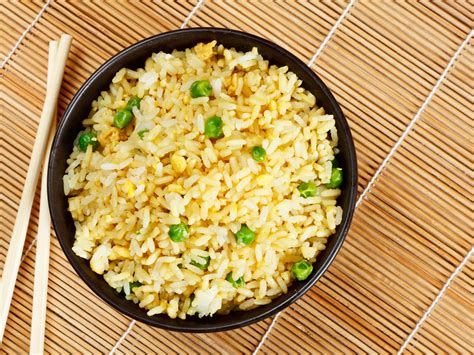 how-to-make-the-best-chinese-fried-rice-chatelaine image