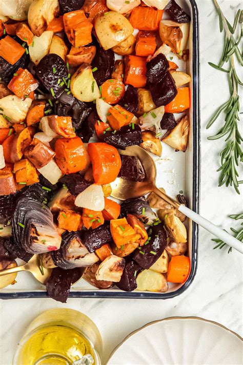 herb-roasted-root-vegetables-eating-by-elaine image