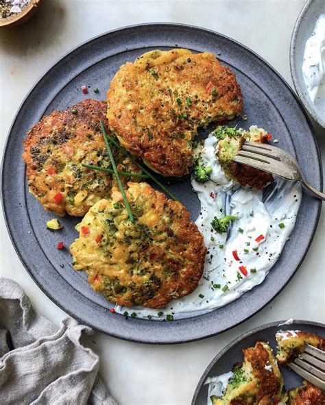 chickpea-vegetable-fritters-by-feedtheswimmers image