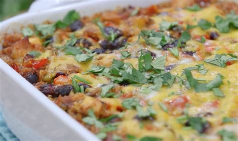 southwestern-style-black-bean-and-chicken-tortilla image