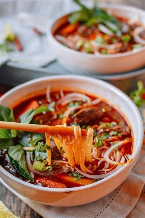bo-kho-spicy-vietnamese-beef-stew-with-noodles-the image