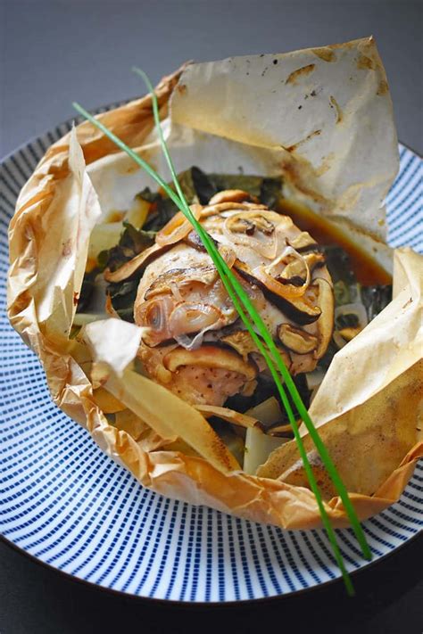 paper-wrapped-chicken-whole30-gluten-free-nom image