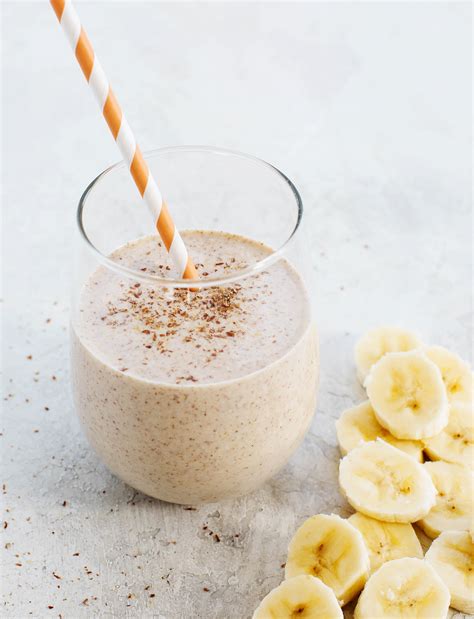 banana-oat-breakfast-smoothie-eat-yourself-skinny image