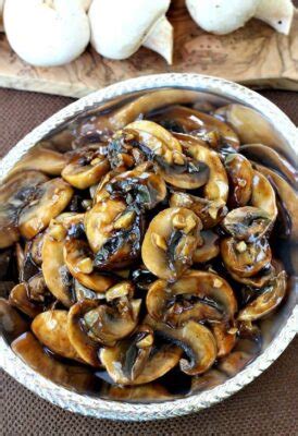mushrooms-with-oyster-sauce-mantitlement image