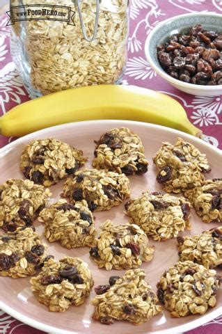 banana-oatmeal-cookies-nutritiongov image