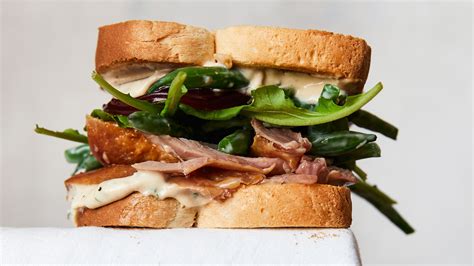 your-leftover-turkey-sandwich-could-use-100-more image