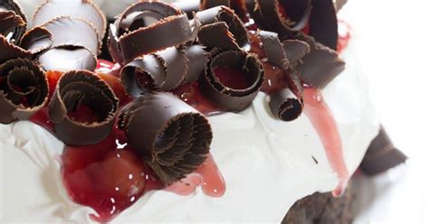 10-best-black-forest-cake-cherry-pie-filling image