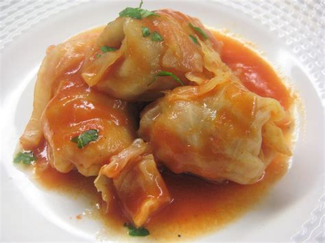 hungarian-cabbage-rolls-tlttt-kposzta-the image