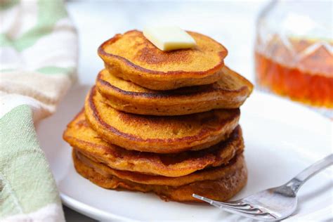 bisquick-pumpkin-pancakes-monica-nedeff image