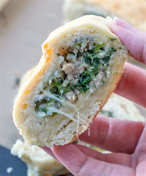 cheesy-sausage-spinach-bread-video-family-fresh image