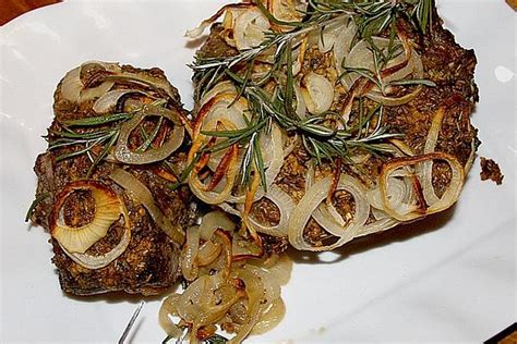 saddle-of-lamb-on-bone-with-herb-and-garlic-crust image