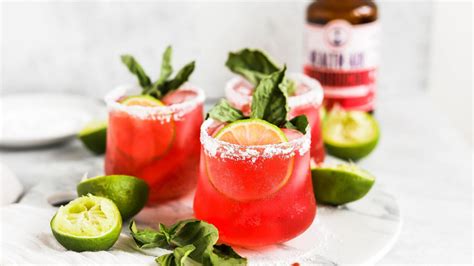 how-to-make-a-cherry-berry-lime-margarita-with image
