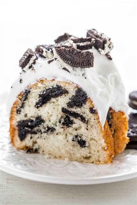 cookies-and-cream-bundt-cake-averie-cooks image