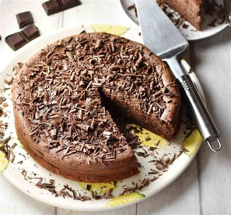 chocolate-ricotta-cheesecake-healthy-baked-everyday image