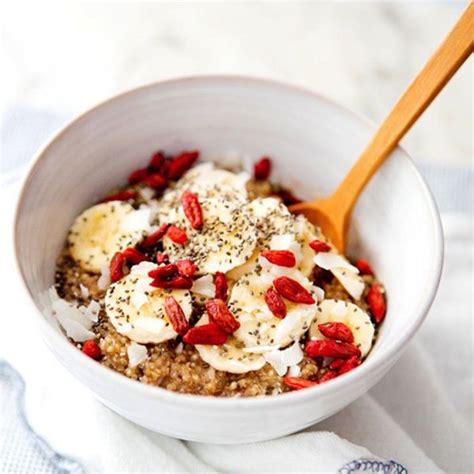 20-breakfast-bowl-recipes-to-jump-start-your-morning-co image
