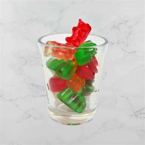 gummy-bear-shot-recipe-bartrendr image