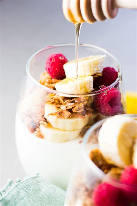 5-minute-breakfast-parfaits-with-honey-granola-and-fruit image
