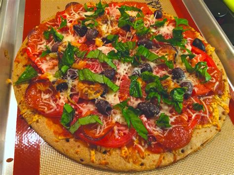 pizza-with-fresh-tomatoes-casa-bouquet image