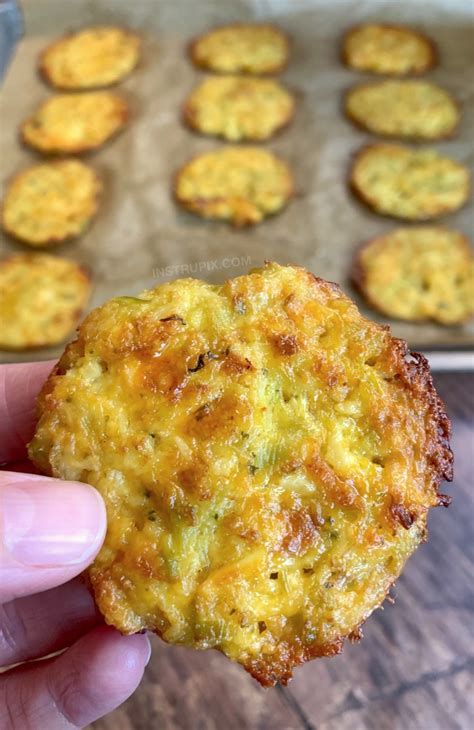 low-carb-crispy-broccoli-cheese-rounds-instrupix image