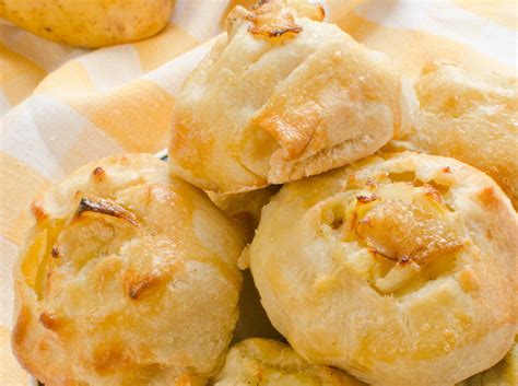 meat-and-potato-knishes-cookstrcom image