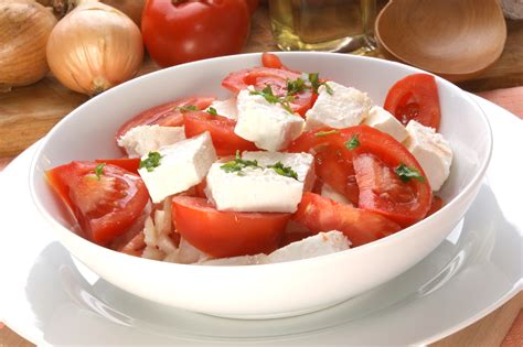 recipe-for-greek-style-tomato-salad image