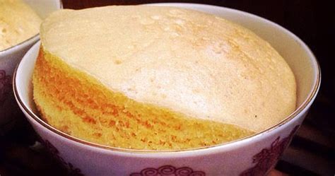 chinese-ma-lai-gao-steamed-sponge-cake-馬拉糕 image