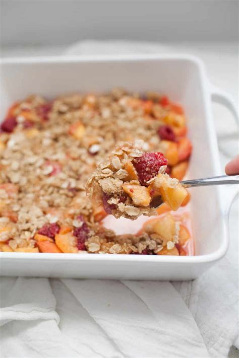peach-raspberry-crisp-fruit-crisps-a-joyfully-mad-kitchen image