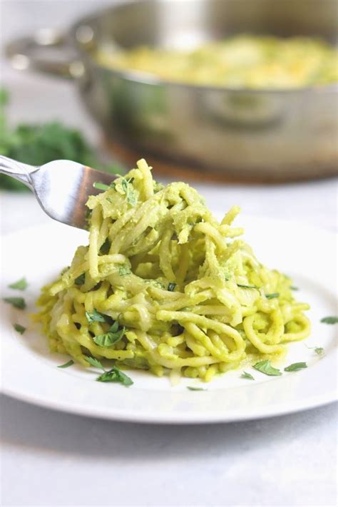 espagueti-verde-green-spaghetti-la-saucy-kitchen image