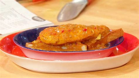 chicken-in-deviled-gravy-recipe-rachael-ray-show image