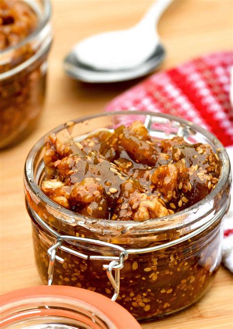 lebanese-dried-fig-jam-once-you-try-it-you-will-never image