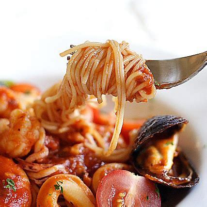 angel-hair-pasta-with-seafood-rasa-malaysia image
