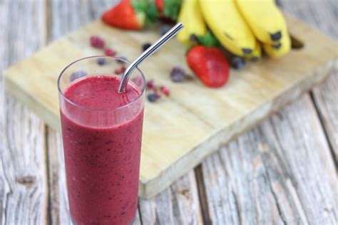 frozen-mixed-fruit-smoothie-the-best-way-to-start-the image