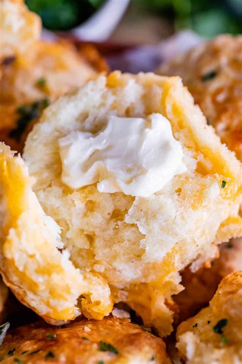 cheddar-bay-biscuits-recipe-the-food-charlatan image