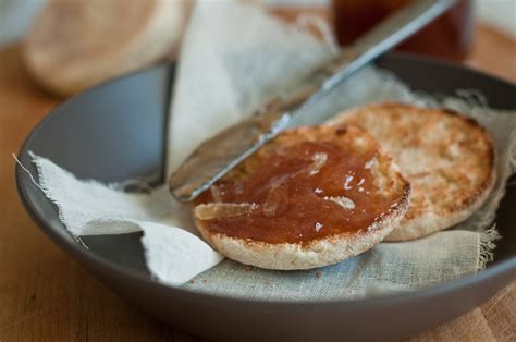 how-to-make-spiced-pear-butter-easy image