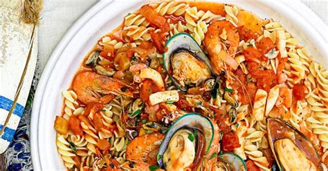 seafood-pasta-marinara-food-to-love image