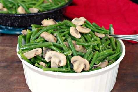 green-beans-and-mushrooms-food-meanderings image