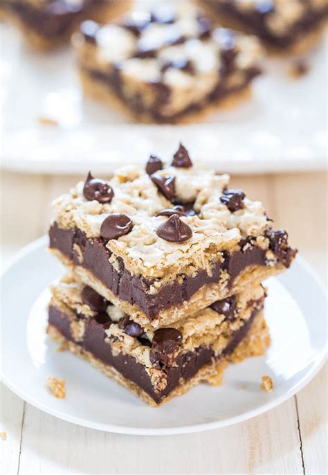 ultra-fudgy-oatmeal-chocolate-chip-bars-averie-cooks image