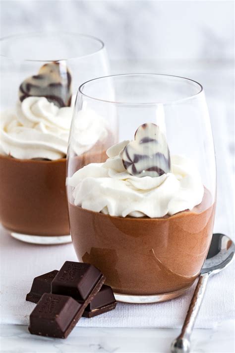 easy-chocolate-mousse-recipe-eggless-chocolate-mousse image