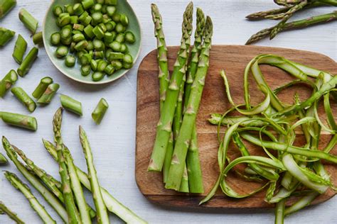 10-fantastic-asparagus-recipes-features-jamie-oliver image